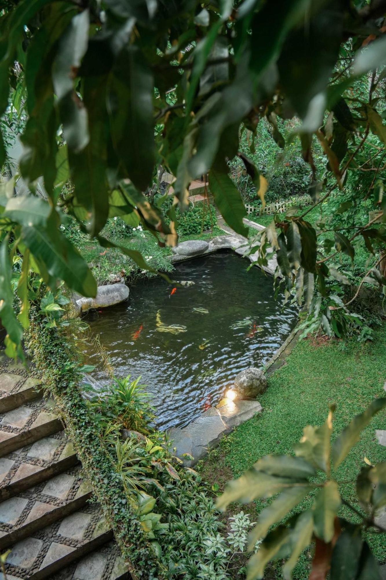 Djajanti House Bed & Breakfast Семаранг Екстериор снимка